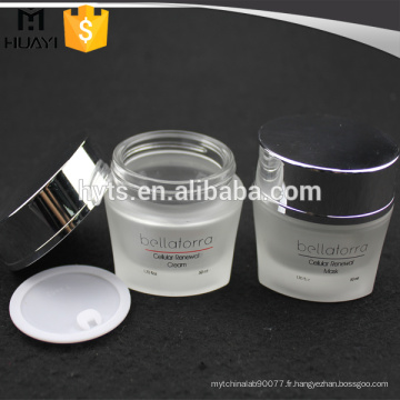 50ml en gros triangle forme crème cosmétique verre pot